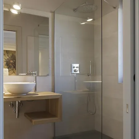 Tiamo Modern Design 4*