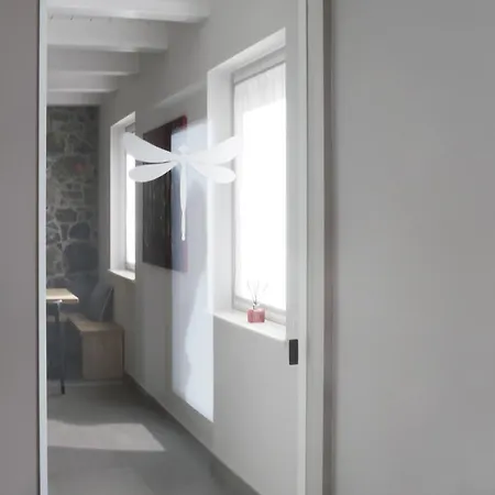 Tiamo Modern Design Πανσιόν 4*