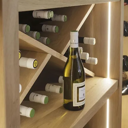 Πανσιόν Tiamo Modern Design