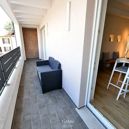 Πανσιόν Tiamo Modern Design