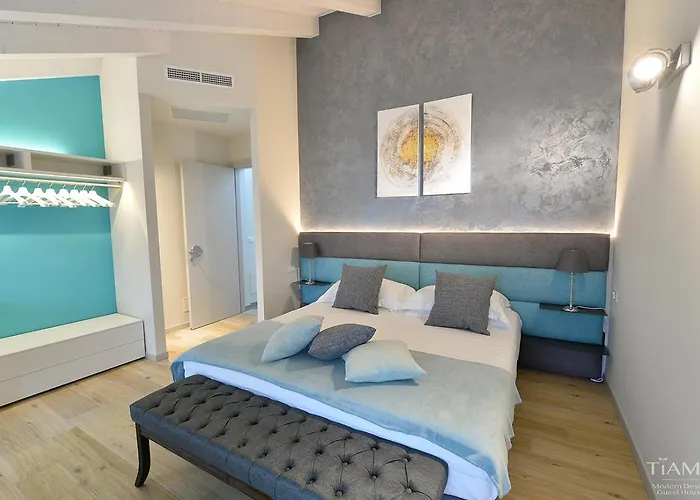 Tiamo Modern Design 4* ロンキ・デイ・レジョナーリ