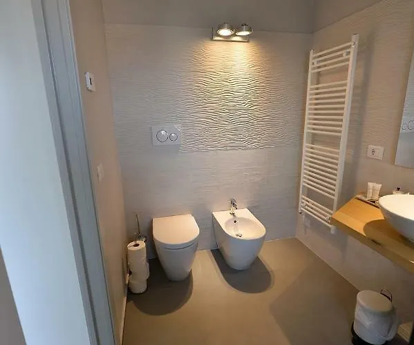 Tiamo Modern Design ロンキ・デイ・レジョナーリ