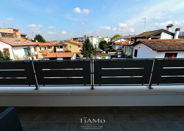 ゲストハウス Tiamo Modern Design 4*